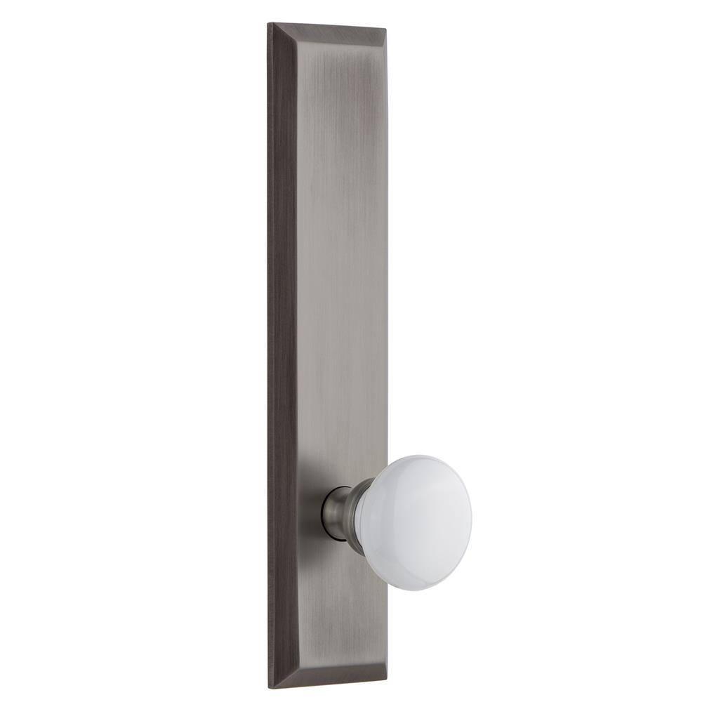 Grandeur by Nostalgic Warehouse FAVHYD Fifth Avenue Tall Plate Privacy with Hyde Park Knob in Antique Pewter